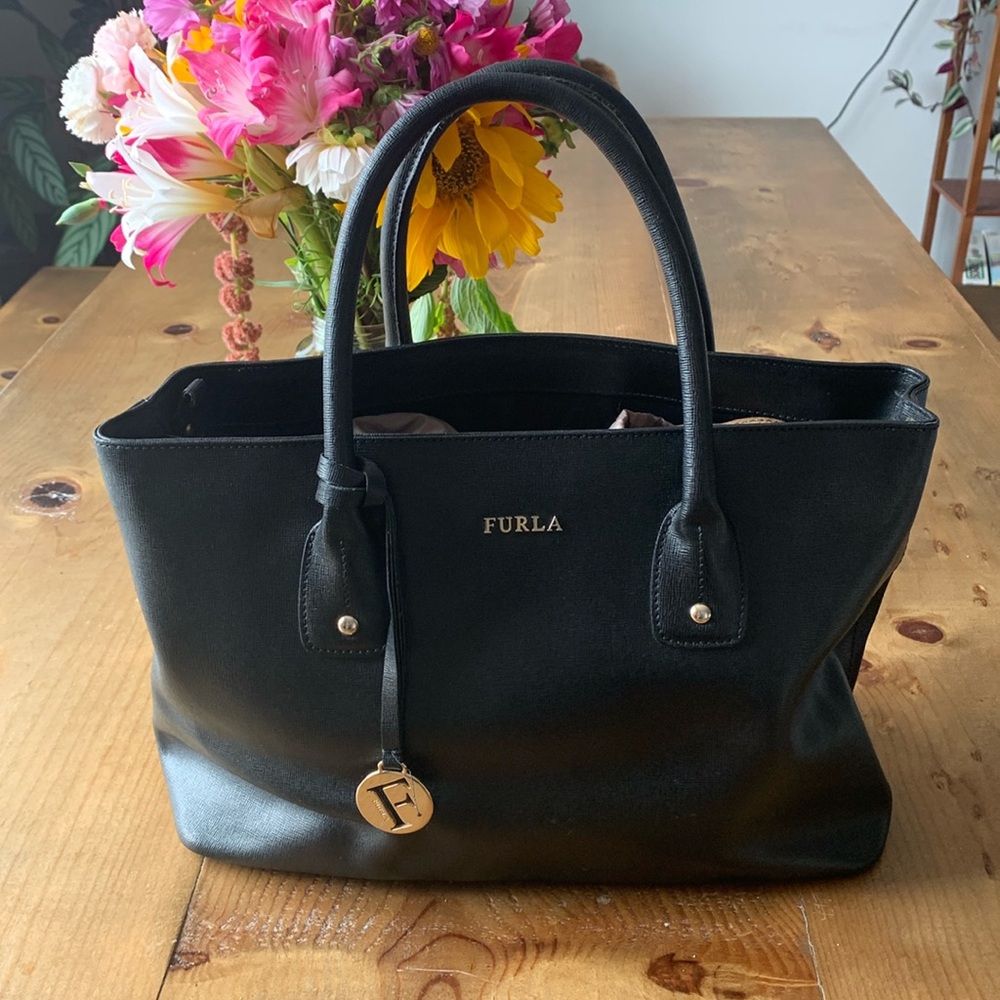 Furla Tote Medium